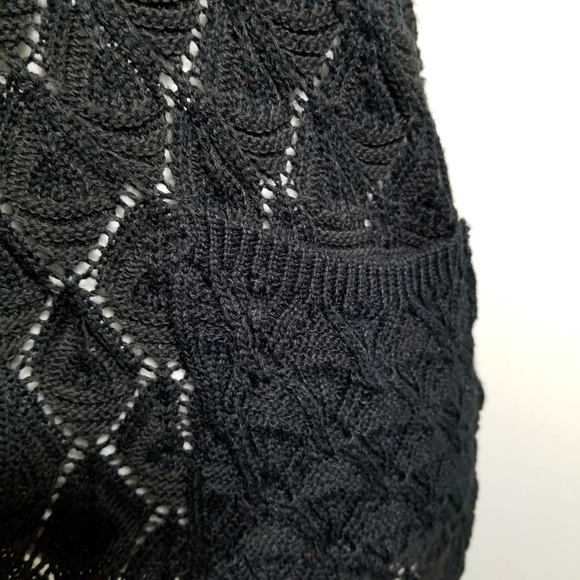 Evidence Women's Sleeveless Open Knit Button Up Cardigan - Picture 4 of 8